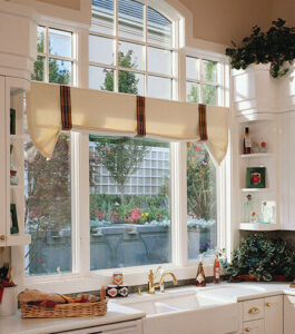 Composite picture windows in home living room